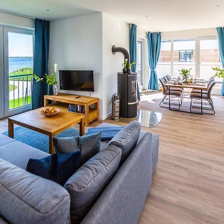 Hangar 19 Luxusapartment Mit Sauna, Kamin Und Seeblick H4W3 Schwerin  Exterior photo